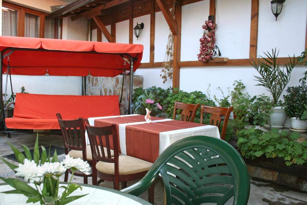 Family Hotel Zora Razlog Eksteriør billede