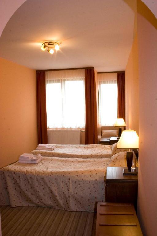 Family Hotel Zora Razlog Værelse billede